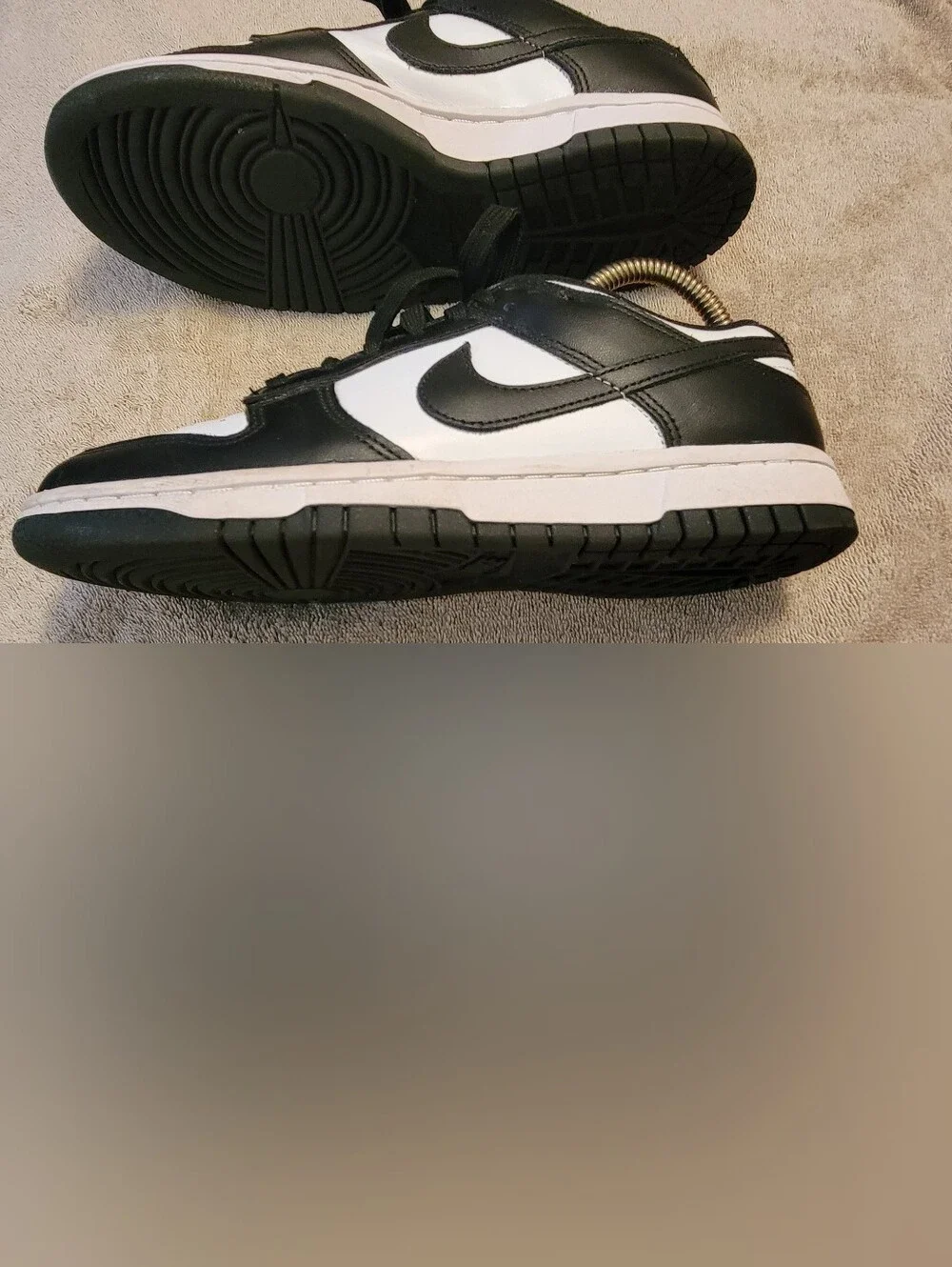 Nike Men’s Black & White Low-Top Sneakers with Swoosh